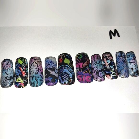 Hand crafted custom print 10pc short acrylic press on nails sz medium - Picture 6 of 6